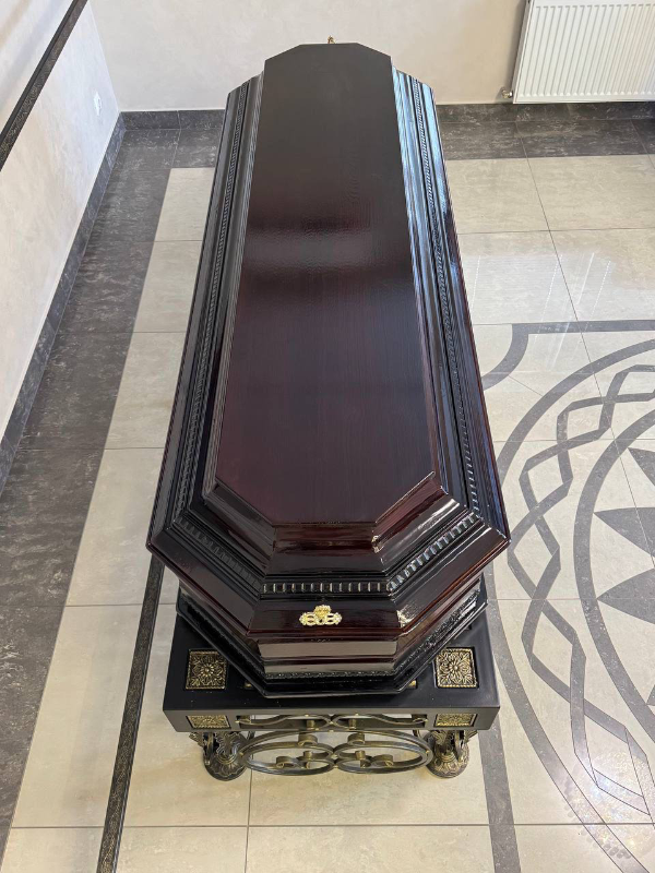 Гроб П10 цвет орех